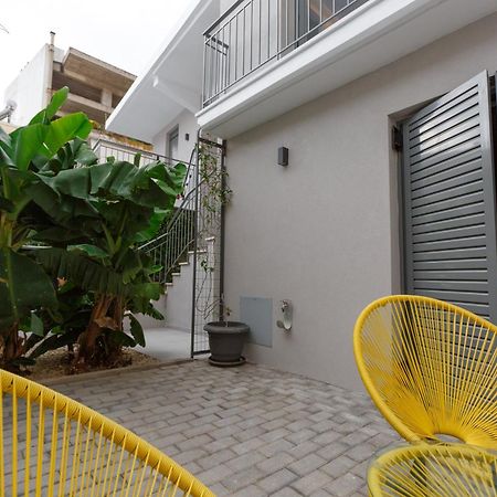 Groundfloor 2Br Apt With Smallyard Near The Heart Of Καλαμάτα Εξωτερικό φωτογραφία