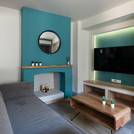 Groundfloor 2Br Apt With Smallyard Near The Heart Of Καλαμάτα Εξωτερικό φωτογραφία
