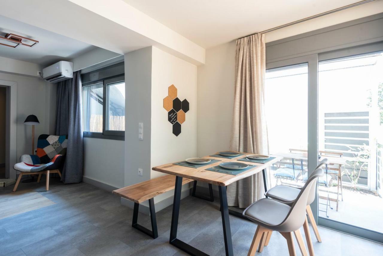 Groundfloor 2Br Apt With Smallyard Near The Heart Of Καλαμάτα Εξωτερικό φωτογραφία